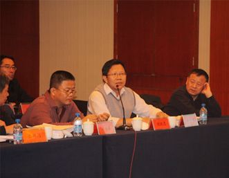 2016年10月，總經(jīng)理劉躍忠作為內(nèi)蒙古自治區(qū)安監(jiān)局專家組成員參加錫林郭勒盟烏蘭圖嘎400萬噸鍺煤露天開采技改擴建安全設(shè)施設(shè)計驗收會